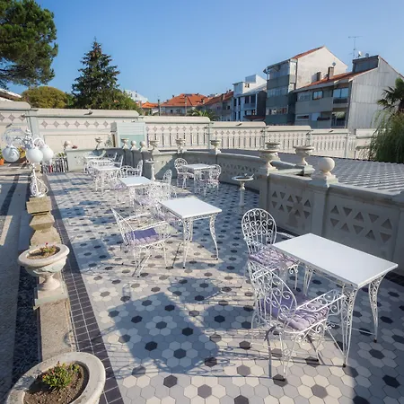 Konukevi Castelo Santa Catarina 4*