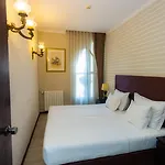 Castelo Santa Catarina Gasthof Porto