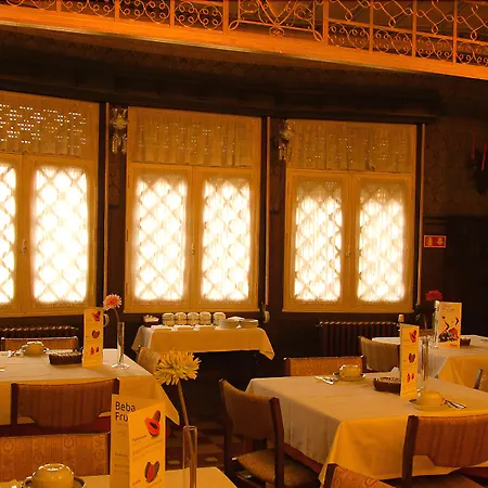 بيت ضيافة Castelo Santa Catarina 4*