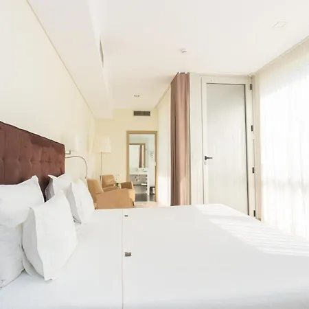 بيت ضيافة Castelo Santa Catarina 2*