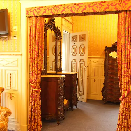 Pensjonat Castelo Santa Catarina 4*