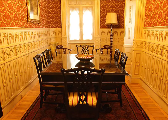 بيت ضيافة Castelo Santa Catarina 4*